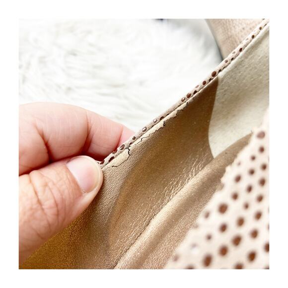 2/$30 VANELi Vintage Dayle 9 Taupe Womens Classic Embossed Leather Heeled Pump - Picture 11 of 16